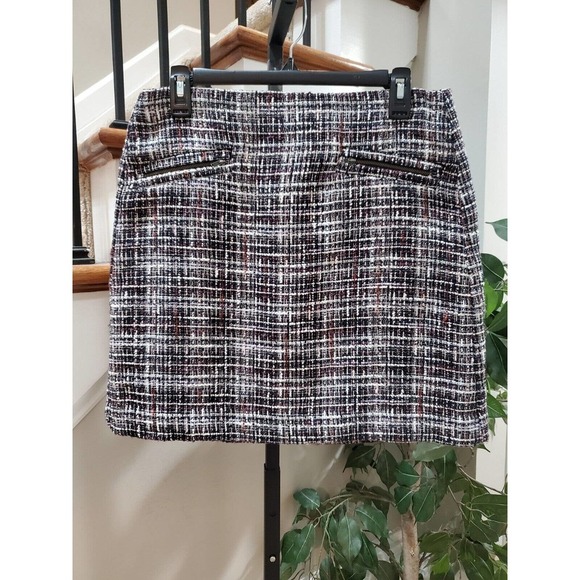 Loft Women's Black & White 100% Polyester Front Pockets Straight Skirt Size 8P - Picture 1 of 9